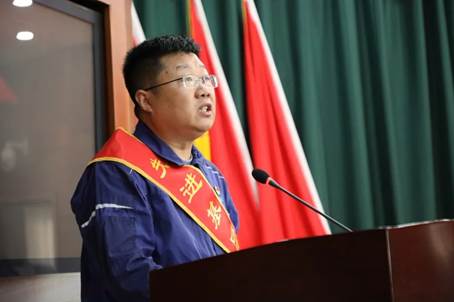 安彩高科召開慶祝中國共產(chǎn)黨成立104周年暨“七一”表彰大會